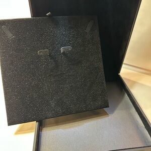 Sleek Light-up Black Jewelry Display Gift Box
